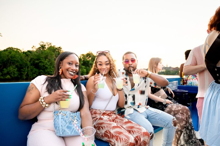 Washington DC Party Yacht Open Bar Cruise on the Potomac
