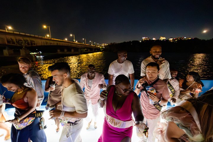 Washington DC Party Yacht Open Bar Cruise on the Potomac