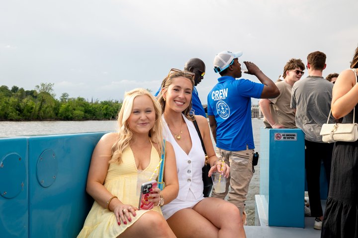 Washington DC Party Yacht Open Bar Cruise on the Potomac