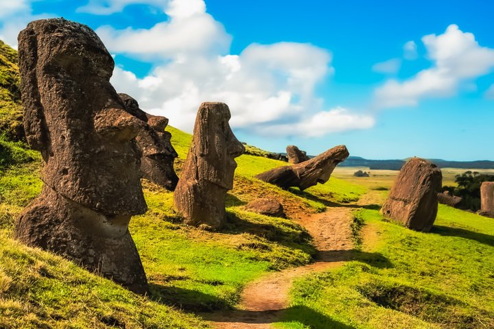 Private Full Day Tour on Easter island "The Highlights"