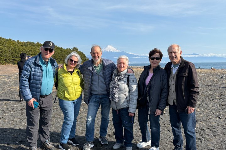 Fuji Nature Customized Private Tour by Car with Licensed Guide