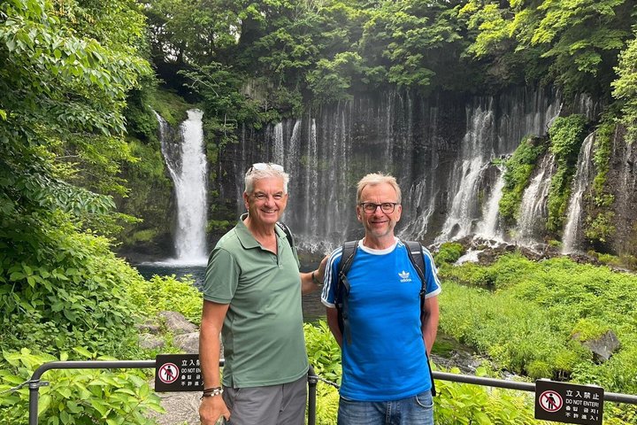 Fuji Nature Customized Private Tour by Car with Licensed Guide
