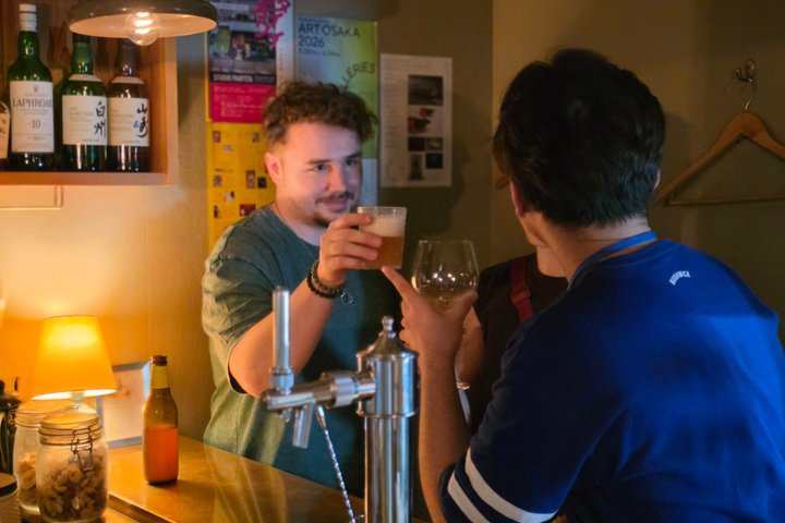 Osaka Bar Hopping: Real Izakayas, Pay Local Prices