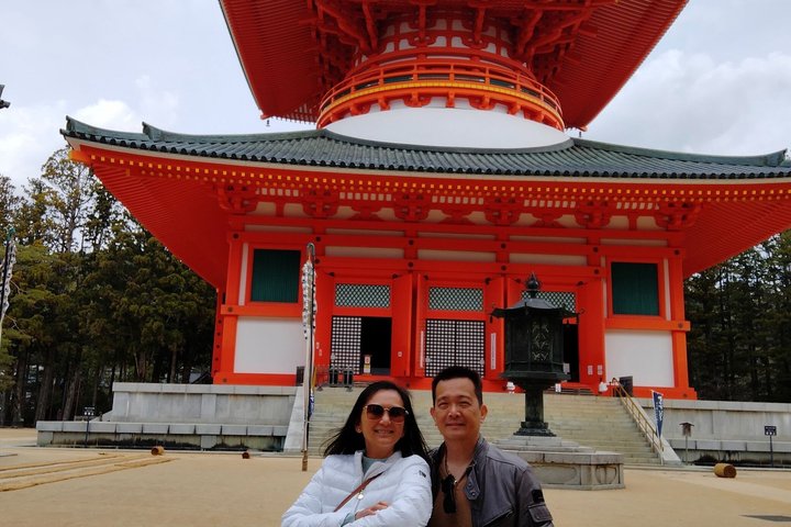 Mt. Koya Sacred Sites in 1 Day Tour with Licensed Guide