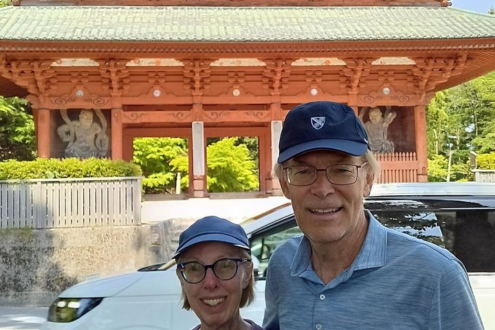 Mt. Koya Sacred Sites Half-Day Tour with Licensed Guide