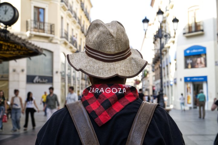 The Most Complete Tour of Zaragoza: Mysteries, Photos & Surprise
