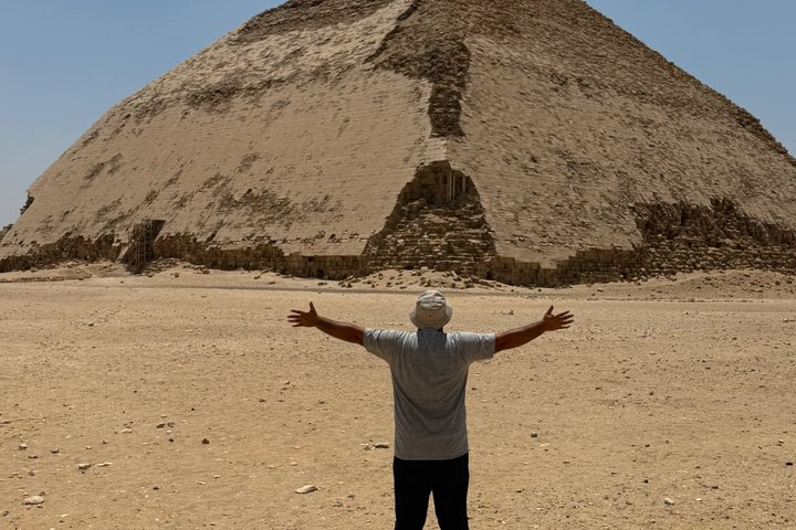 Saqqara , Memphis and Dahsur Day Tour