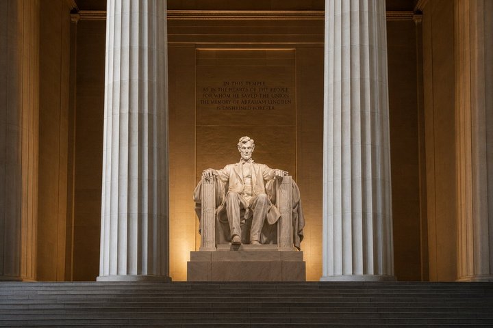 Washington, DC: Sunset & After-Dark Monuments Tour by E-Cart