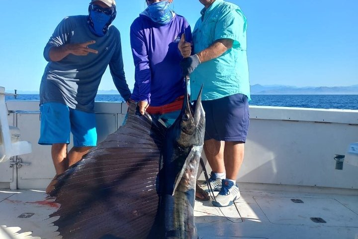 Private Fishing Charter Experience at Ixtapa Zihuatanejo