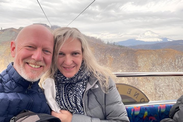 Hakone in 1 Day by Private Car with Licensed Guide