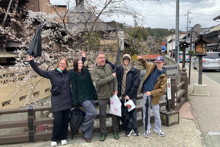 Takayama Customized Half-Day Tour with Licensed Local Guide