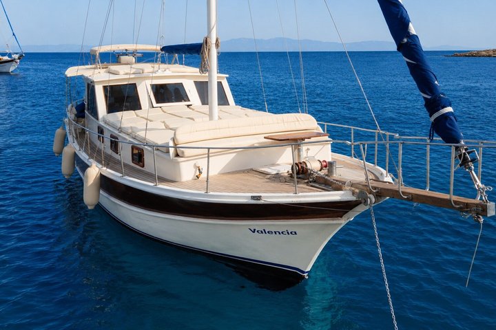 6 Hour Private Shore Excursion To Bodrum with Lunch Included