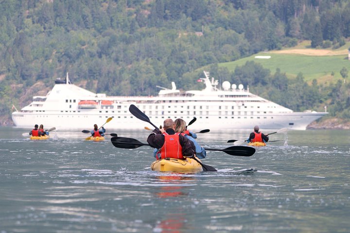 Olden: Easy Kayaking for Beginners on the Fjord