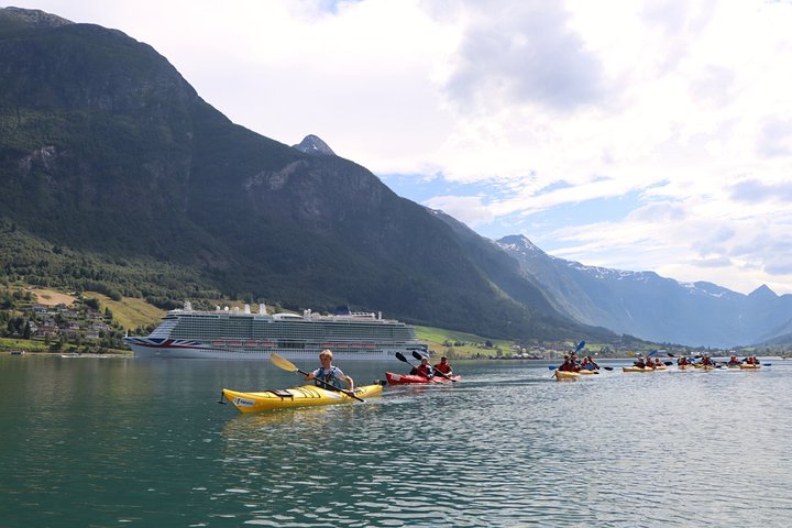 Olden: Easy Kayaking for Beginners on the Fjord
