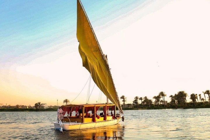 Private Romantic Nile Felucca Cairo Sunset Dining