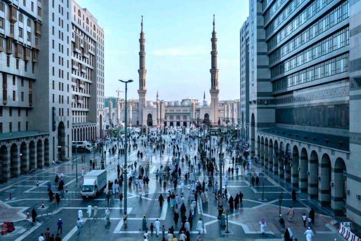 Experience History of Uhud Trail By E Bike in Madinah