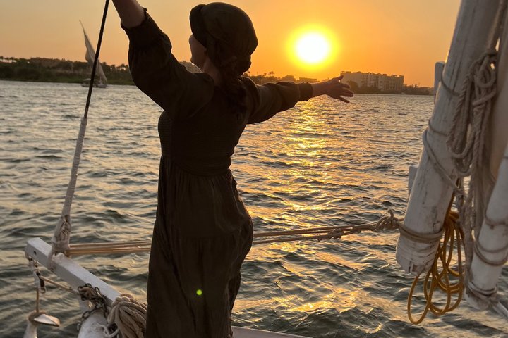 Private Romantic Nile Felucca Cairo Sunset Dining