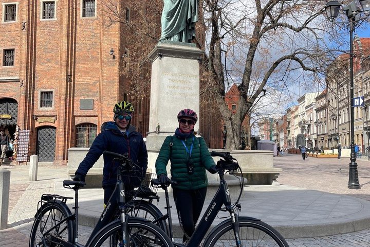 Toruń Beyond the Old Town – Electric Bike Adventure