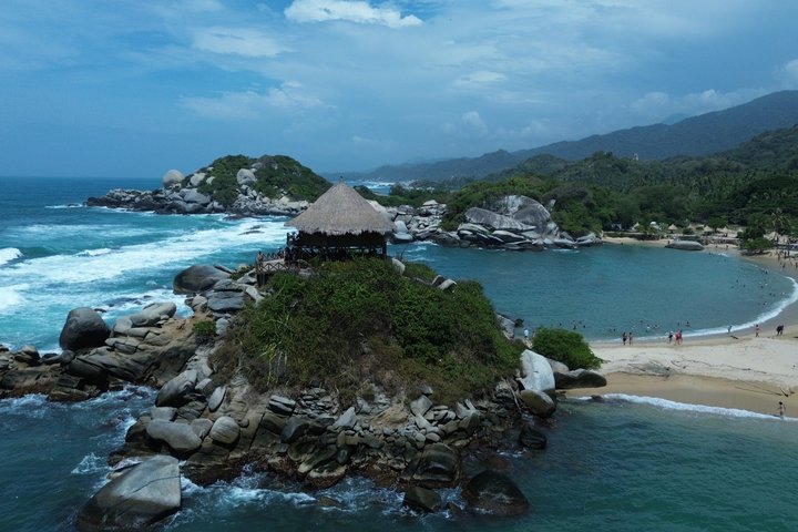Private Tayrona Hike to Cabo San Juan: Bilingual Guide+Transport