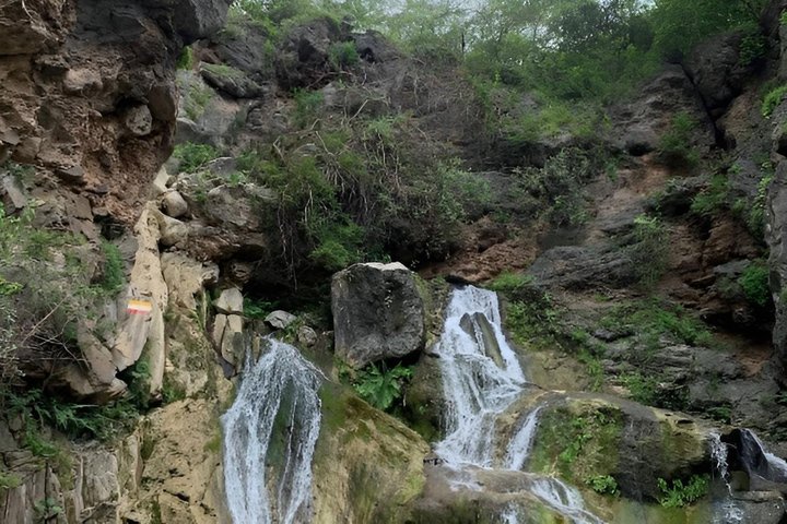 Ain Ghaidh Spring Path Hiking ( عين غيض )