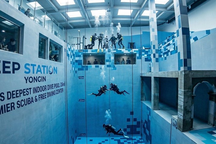 Scuba Diving Experience at Asia's Deepest Indoor Pool near Seoul