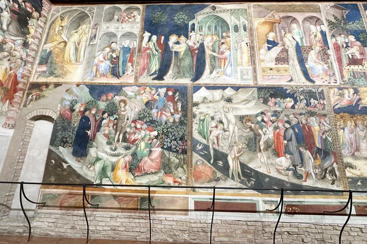 Discover Urbino Private Renaissance and Palazzo Ducale Tour