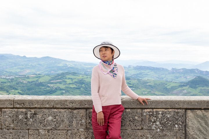 Private Vacation Photoshoot with Photographer in San Marino