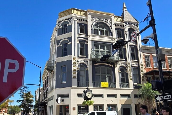 Private Adventures Tour in Downtown Mobile