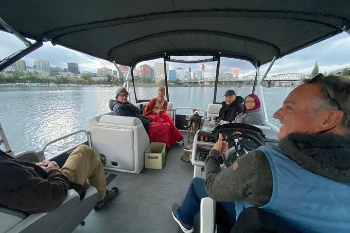 Scenic 2-Hour River Cruise to the Willamette Falls!