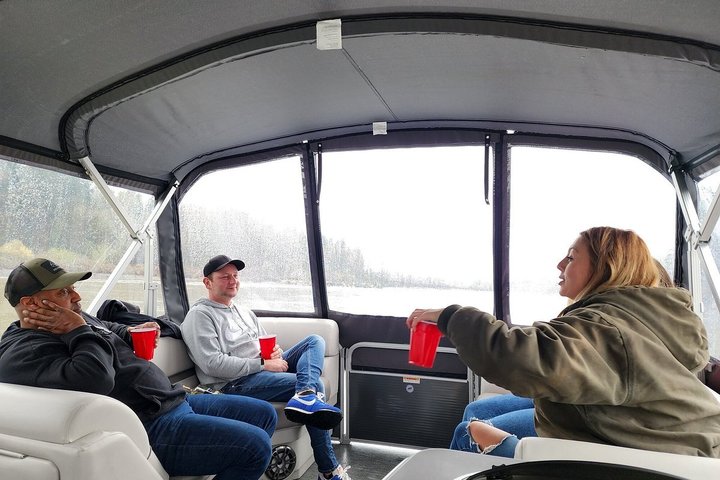 Scenic 2-Hour River Cruise to the Willamette Falls!