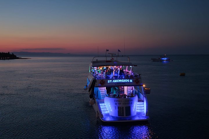 The Original 80/90's & DJ Sunset Cruise - ADULTS 16+