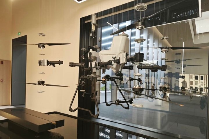 Shenzhen Future Tech Tour: AI, Robotics, Drones &Electronics
