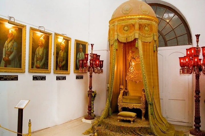 Hyderabad: Old City Cultural Walk with 4 Museums & Khilwat Palace