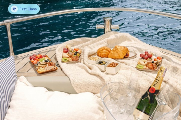 Bali to Nusa Penida Premium Private Full Day Tour All Inclusive
