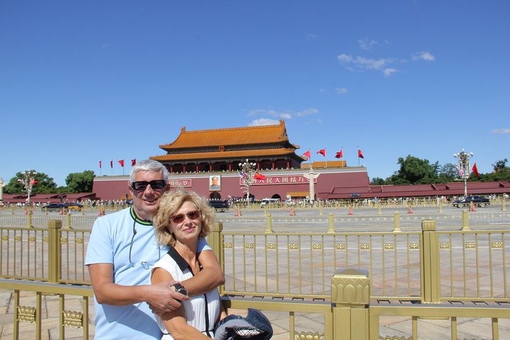 All-inclusive Day Tours: Tiananmen Sq, Forbidden City, Great Wall