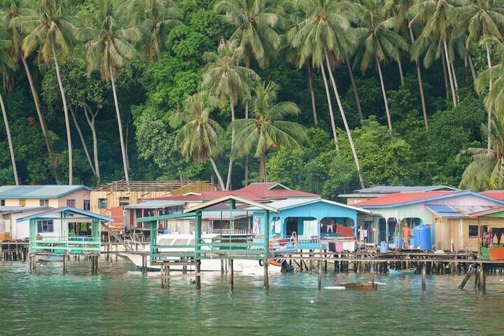Kota Kinabalu 3 Hour Coastal Fishing and Island Tour