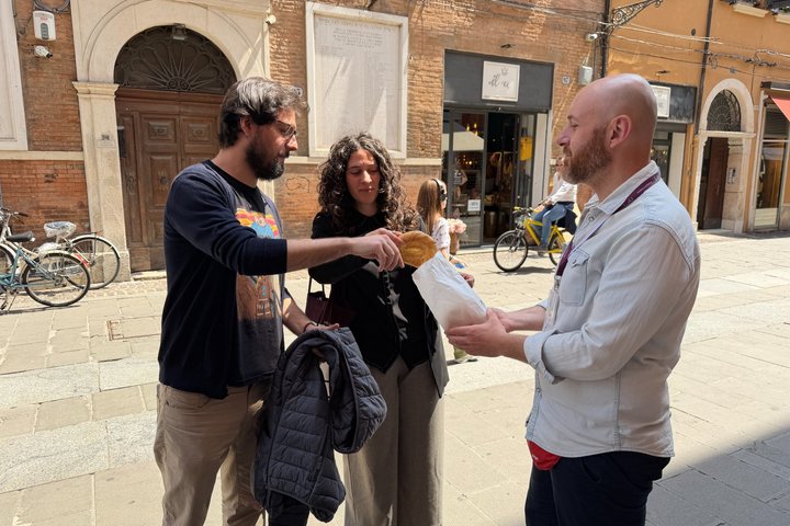 Ferrara Walking Tour Highlights and Food Tastings