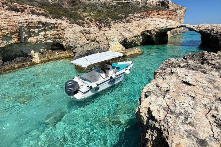 Comino, Blue Lagoon & Gozo Private Boat Trips