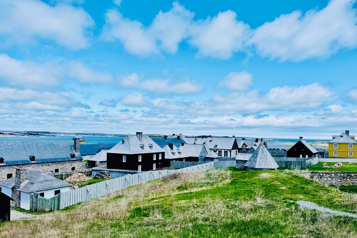 Fortress of Louisbourg Historic Tour: Cruise-Passenger Friendly
