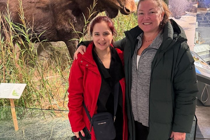 Yellowknife City Sightseeing Bus Tour
