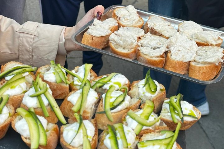 Eat Like a Local: Venice 3-Hour Small-Group Food Tasting Tour