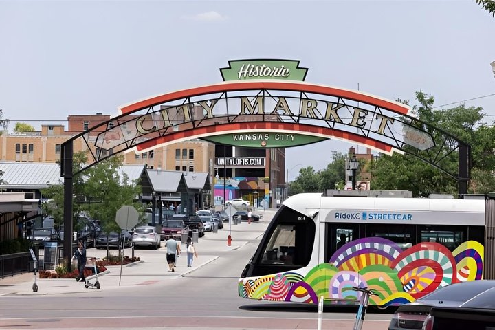 Kansas City Downtown Food Tour with 5 Local Dishes