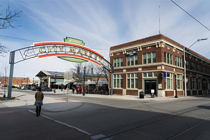 Kansas City Downtown Food Tour with 5 Local Dishes