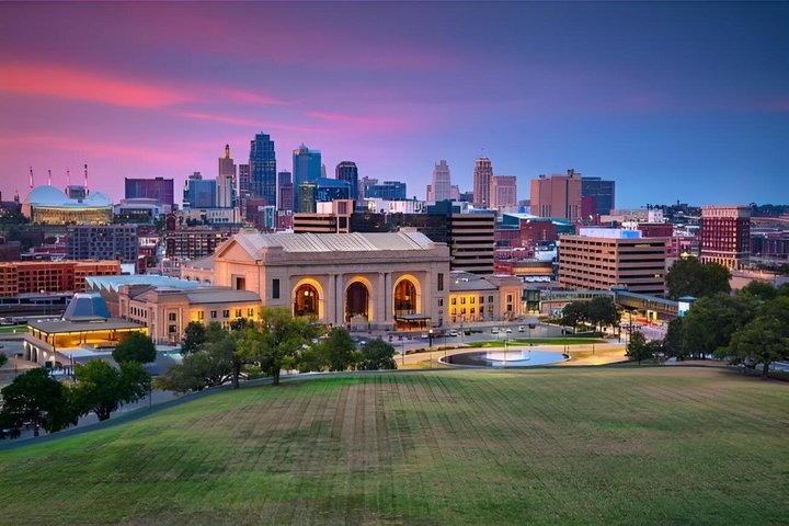 Kansas City Downtown Food Tour with 5 Local Dishes