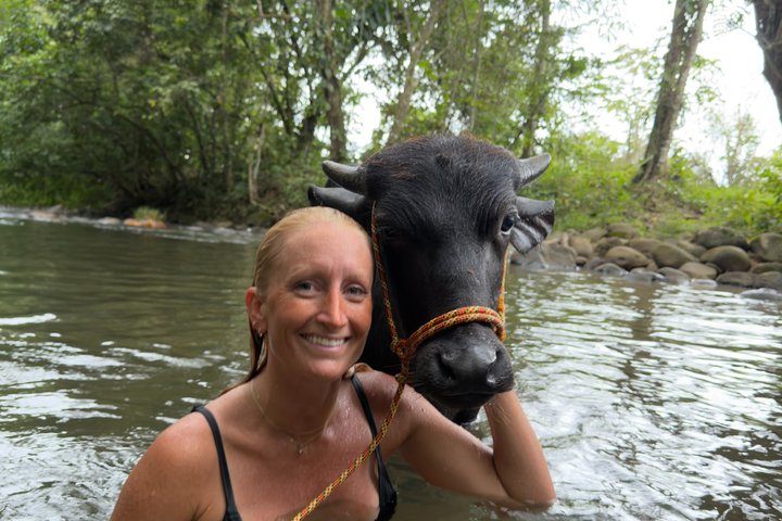 Horseback Riding Adventure in La Fortuna with River Crossings