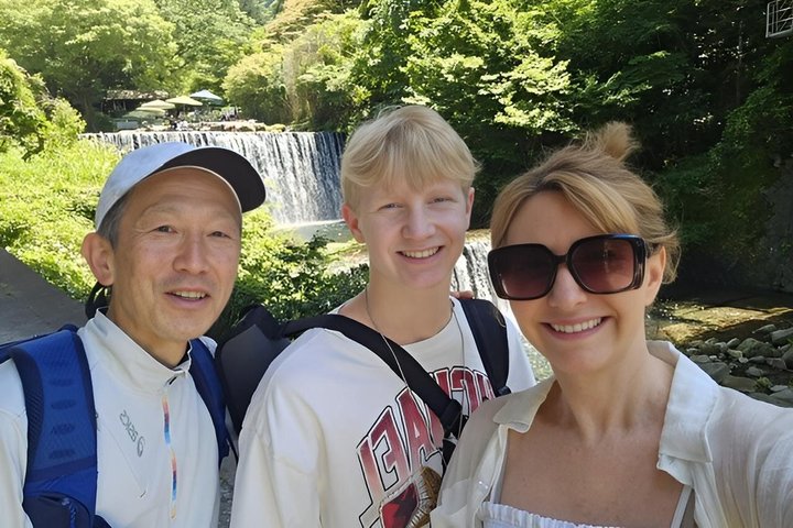 Hakone Old Tokaido Road Hiking Tour to Hakone Shrine
