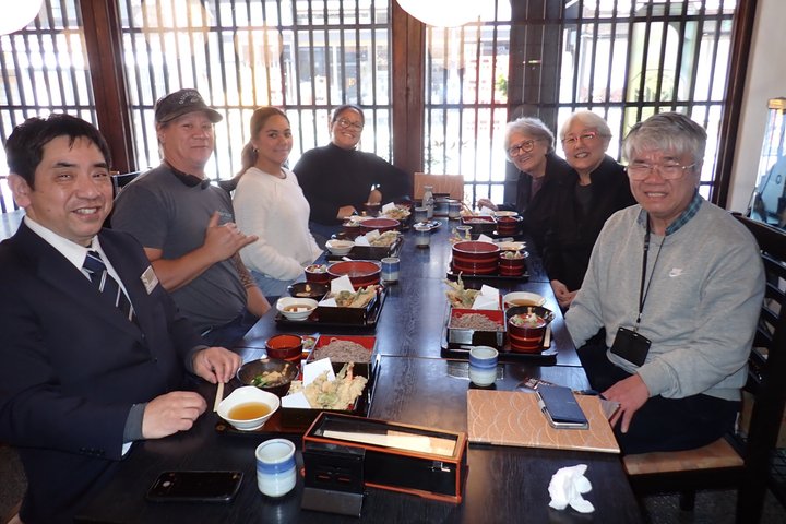 Sho Time Gokayama Private Car Custom Tour