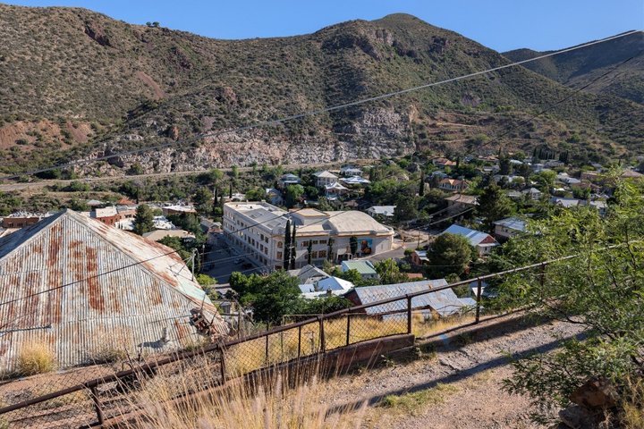 2 Hr Private Jeep Tour Old Bisbee Open Pits Lowell - Local Guide