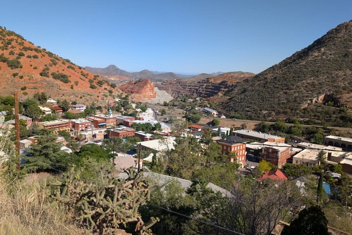 2 Hr Private Jeep Tour Old Bisbee Open Pits Lowell - Local Guide