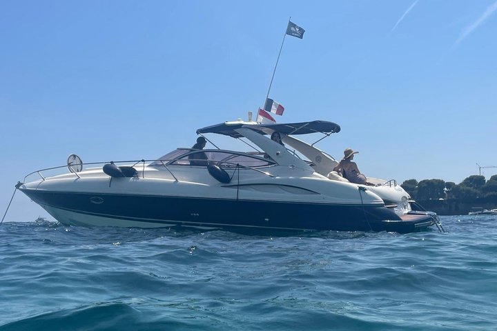 Private boat rental between Nice and Monaco